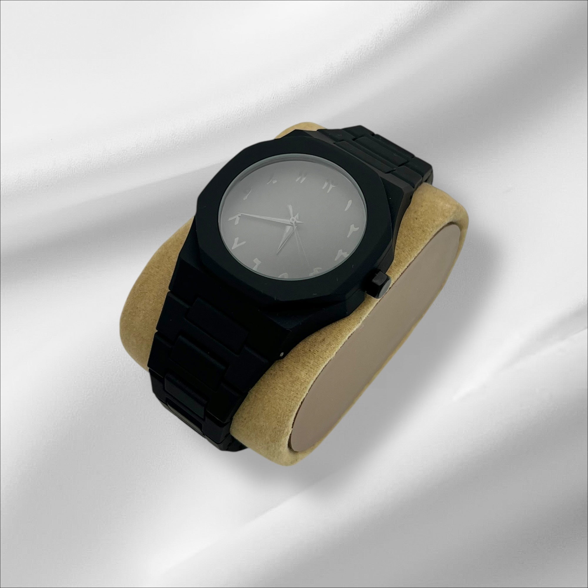 Black Arabic Aura Watch